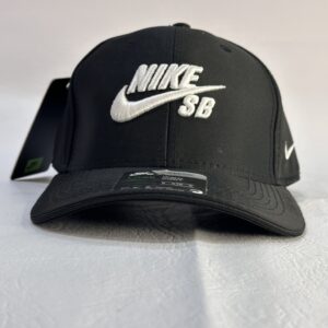 Gorra NIKE // negra